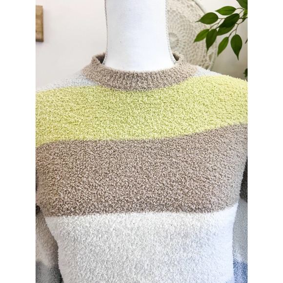 Dress Forum LA Striped Boucle Sweater Size Small NWOT - Picture 2 of 7